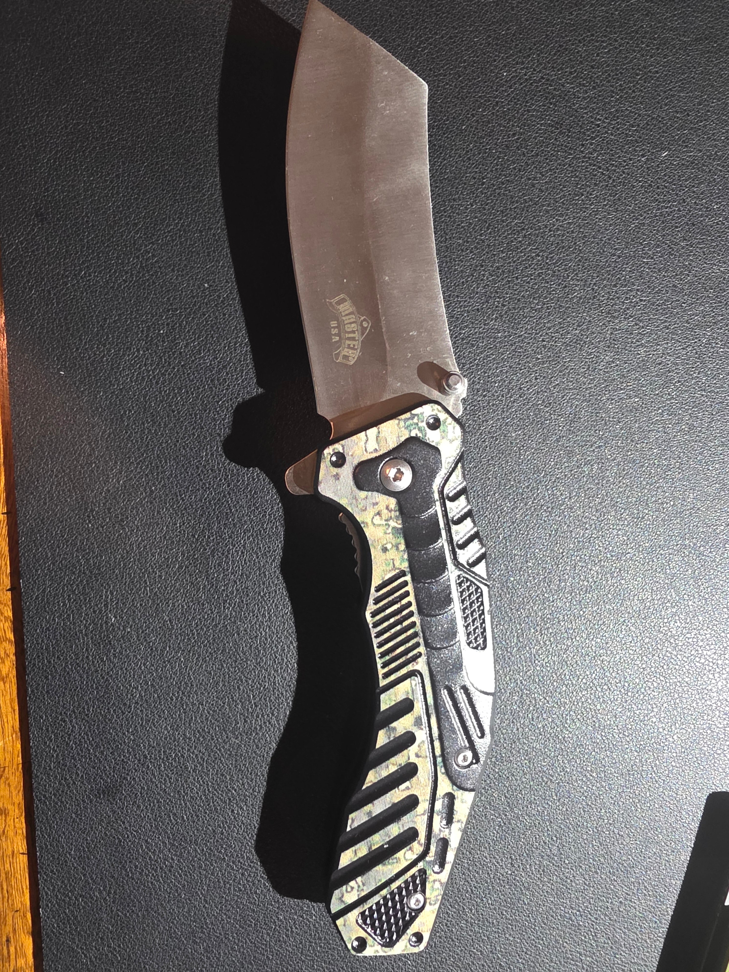 Master USA - Spring Assisted Knife - MU-A113A