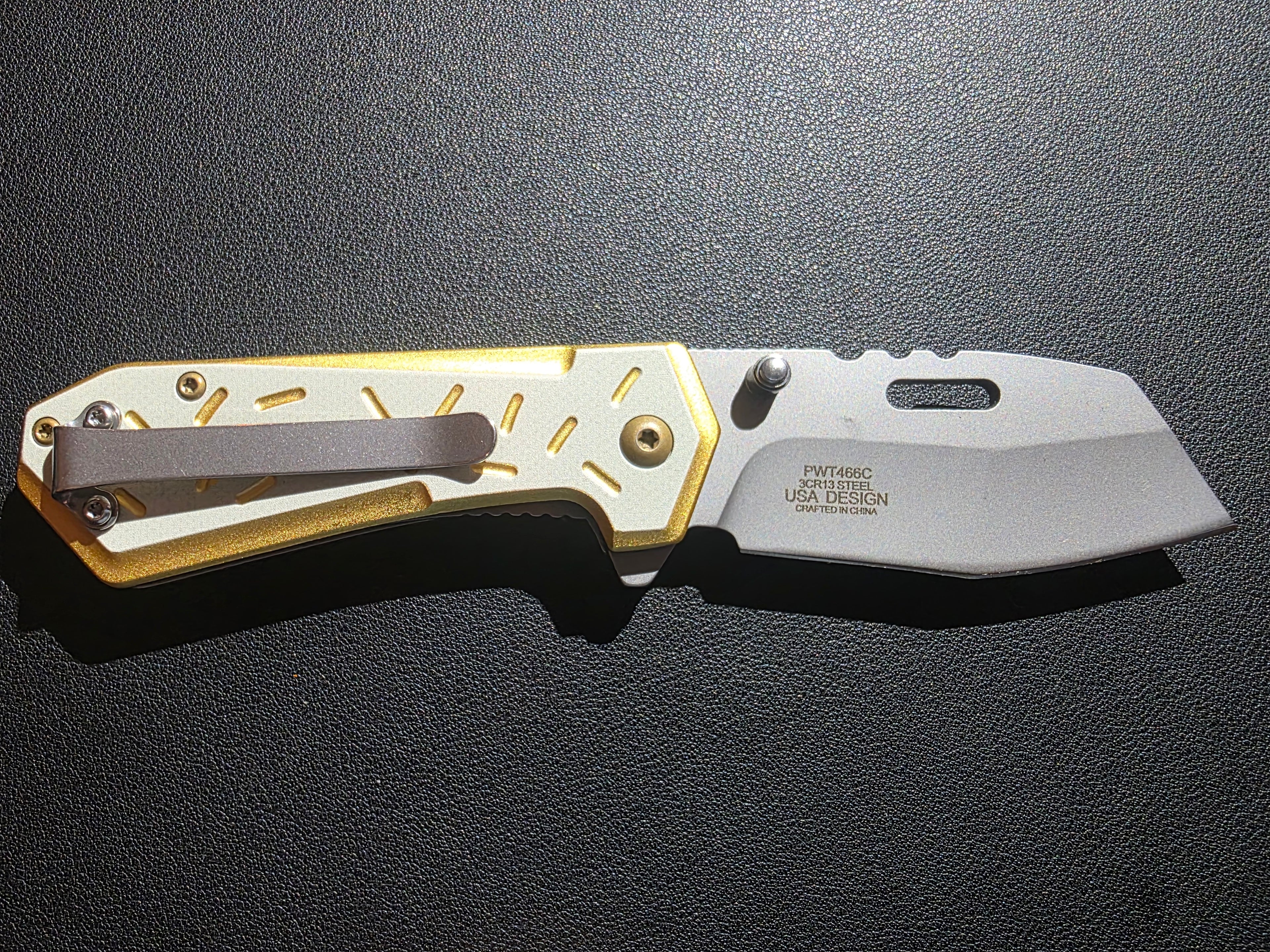 Wartech - 6.5" Yellow Sprinkles | Spring Assisted Pocket Knife
SKU:PWT466C