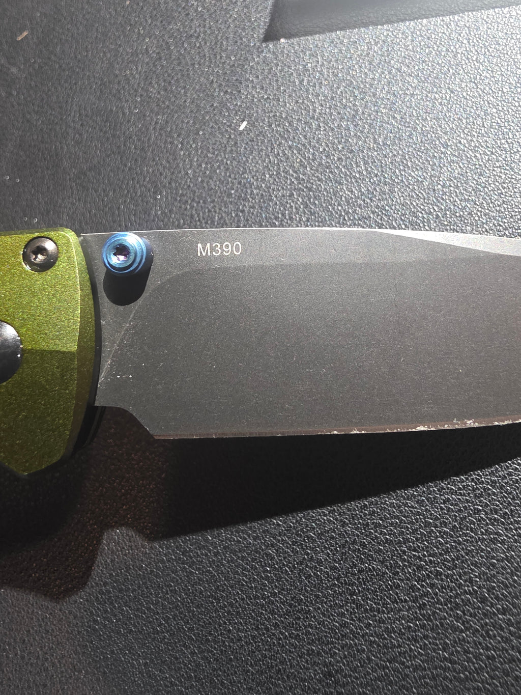 Benchmade Bugout AXIS Lock Knife Army Green Aluminum (3.2" DLC) 535BK-07